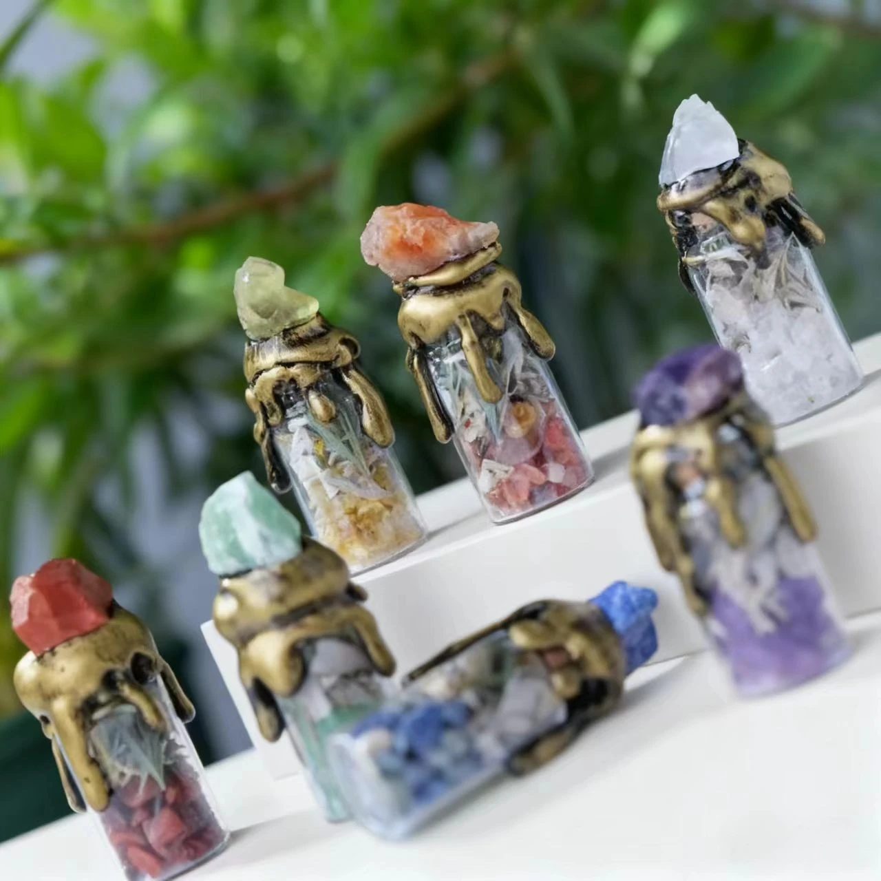 Spiritual Energy Divination Container - Natural Crystal Gemstone Wishing Bottle for Christmas Halloween Gifts