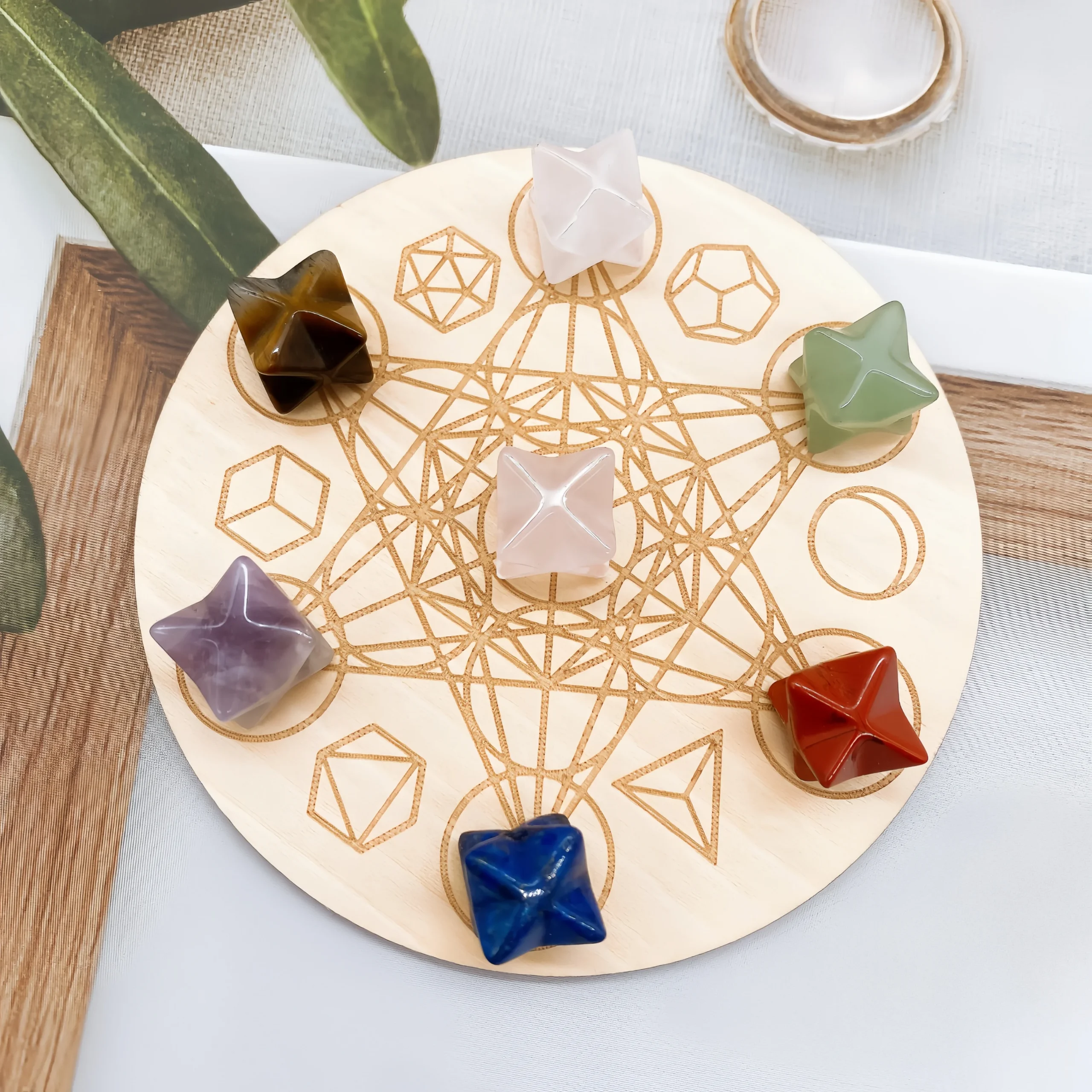 Plato de madera Merkaba con los 7 chackras